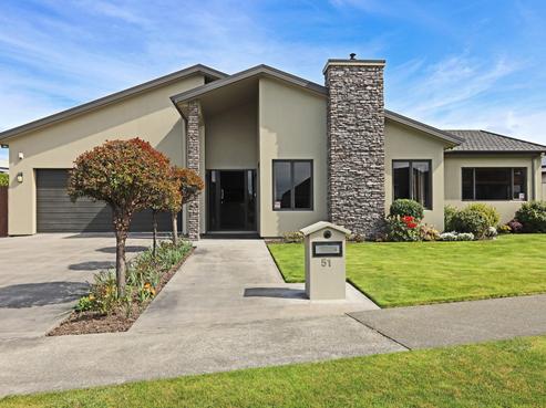 51 Merlot Drive, Greenmeadows