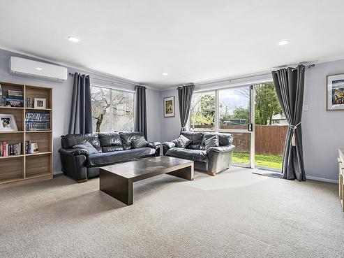 15 Sewell Place, Leamington