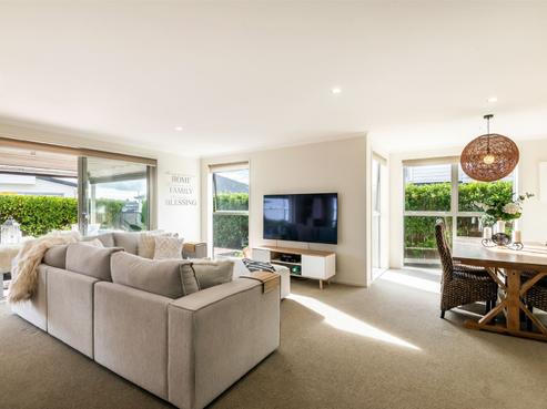 63C Westgate Drive, Massey
