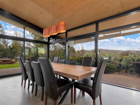 219 Wyndale Road, Malvern Hills