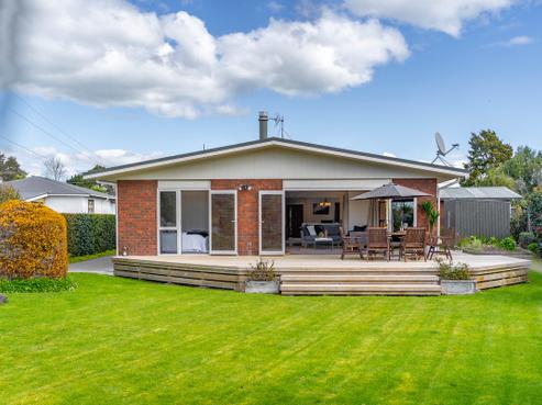 68 Hillcrest Street, Solway