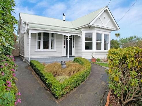 28 Beaumont Road, Belleknowes