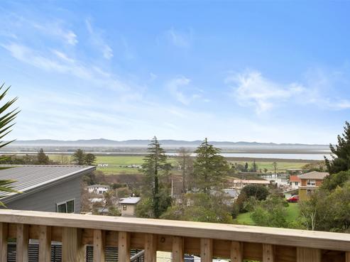 112 Korokoro Crescent, Thames