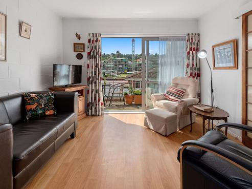 4/772 Beach Road, Browns Bay