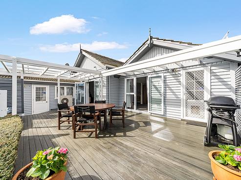 6 Dyer Street, Epuni