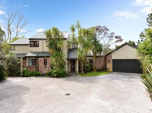 90 Lewis Street, Glenview
