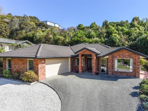 32 Farleigh Street, Atawhai