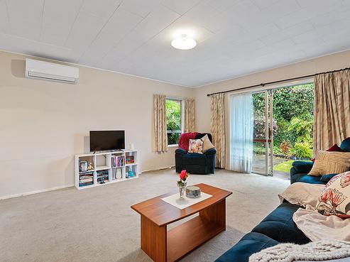 18A Edmund Road, Mangakakahi
