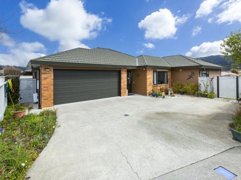 30 Talbot Grove, Trentham