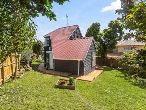 30B Uppingham Crescent, Hillcrest