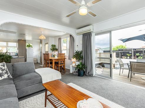25 Cottrell Crescent, Onekawa