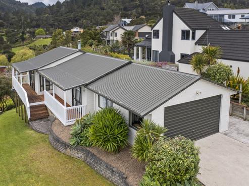 110 Alexander Close, Thames