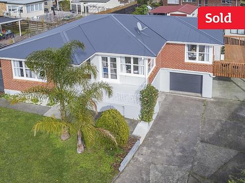 35 Clark Road, Pahurehure