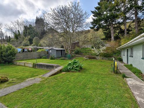 82 Kana Street, Mataura
