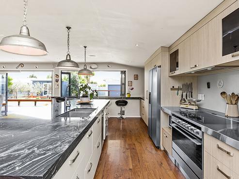 367 Kennedy Road, Pirimai