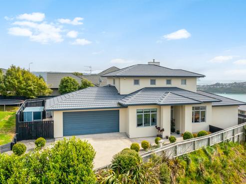 12 Milford Street, Aotea