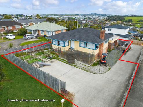 640 East Coast Road, Pinehill