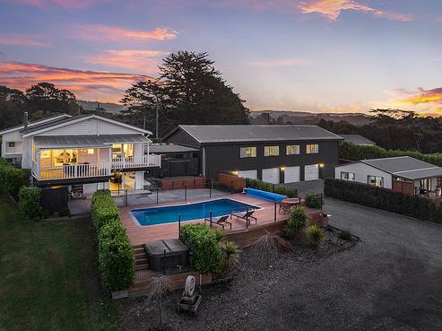 70 Carter Road, Oratia