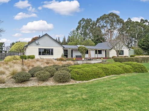 737 Downs Road, West Eyreton