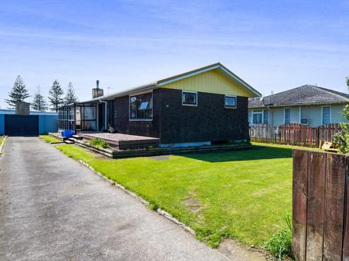 14 Hume Street, Waitara