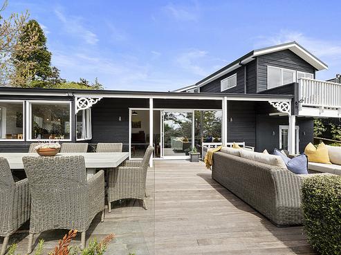 10A Sequoia Grove, Merrilands