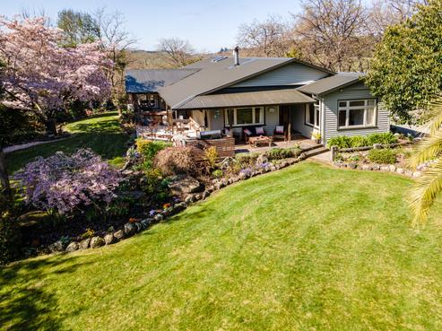 150 Oakwood Road, Hadlow