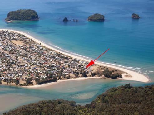 101 Pohutukawa Crescent, Whangamata