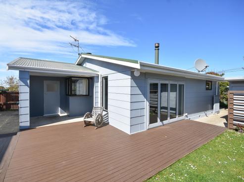 11 Duckworth Street, Andersons Bay
