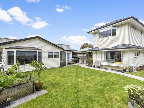 75 Montgomery Crescent, Bader