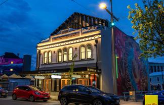 High Street | High End Office