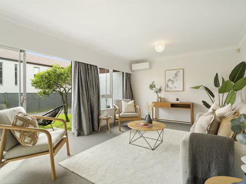 2/2 Pierce Road, Milford