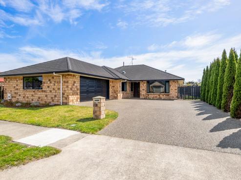 8 Gandalf Crescent, Paraparaumu
