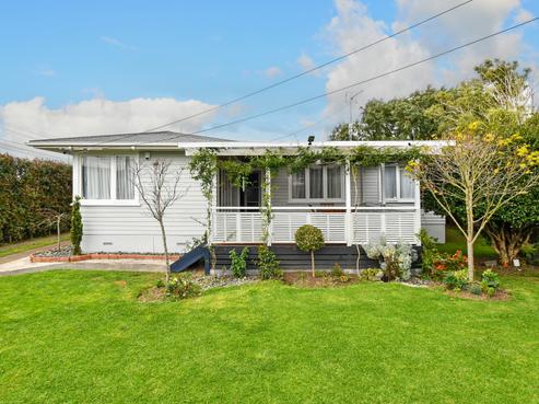 64 Greenmeadows Avenue, Manurewa East