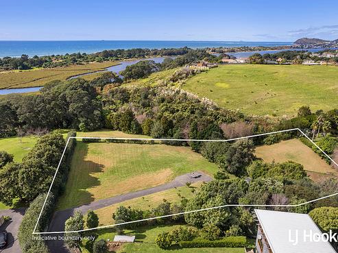 68 Koutunui Road, Athenree