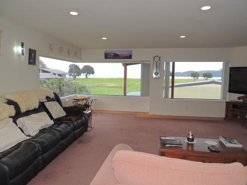9 Bill Nolan Place, Mahia