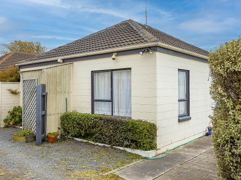 24A Pembroke Street, Avondale