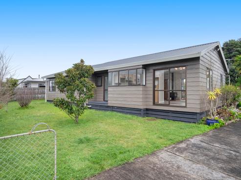20 Harbour Crest Drive, Waiuku
