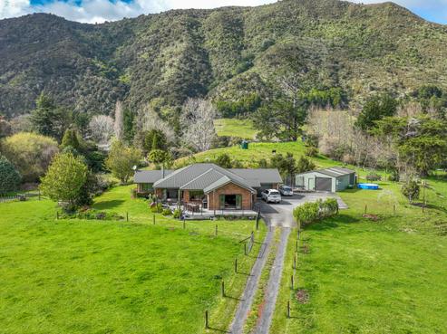 438A Kauaeranga Valley Road, Thames