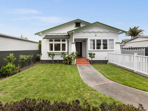 186 Vigor Brown Street, Napier South