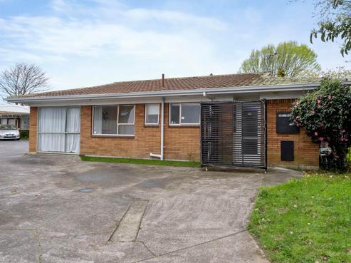1/42 Trentham Road, Papakura