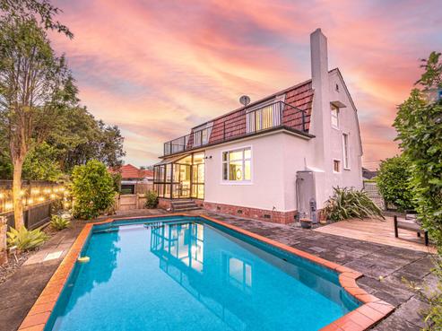 3 Dickson Crescent, Saint Johns Hill