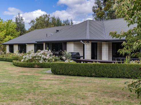 196 Beatties Road, Sefton
