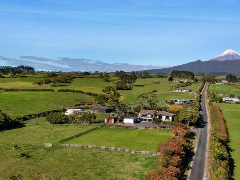 685 Plymouth Road, Oakura