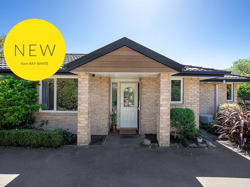 12A Bank Street, Springlands