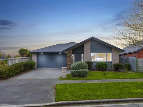 41 Carradale Avenue, Broomfield