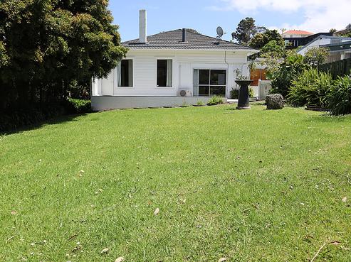 76 Onewa Road, Northcote Point