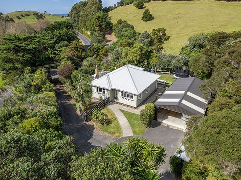 1692 Pataua North Road, Pataua