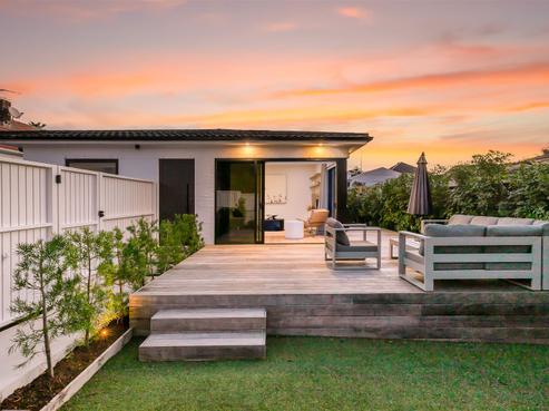 64 Huia Road, Point Chevalier