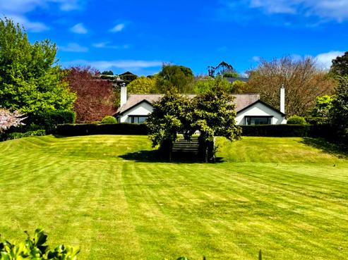 344 Gillespie Place, Acacia Bay