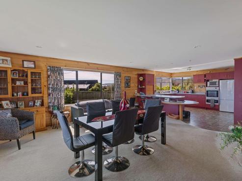 10 Bradley Place, Lynmore